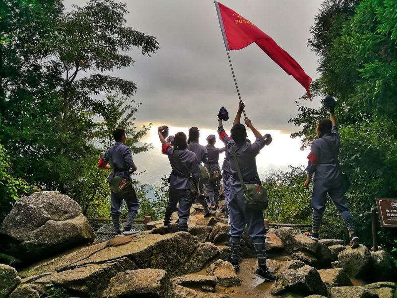 胜利的曙光--钱曦